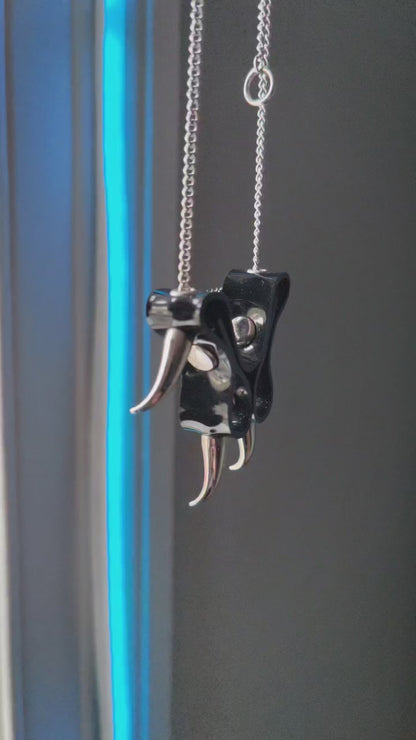 CLAWZ SILVER - Necklace