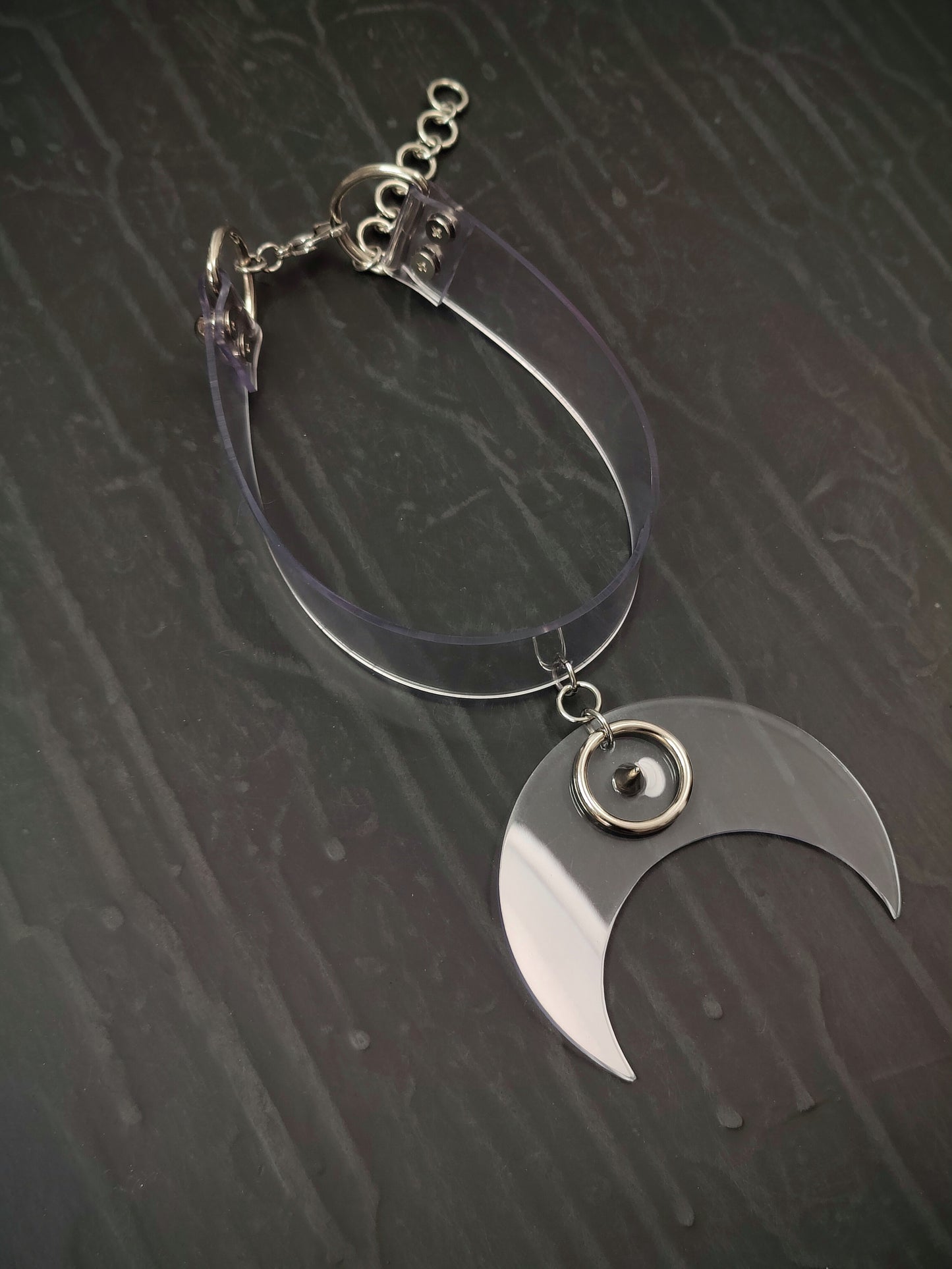 MEWN - Choker